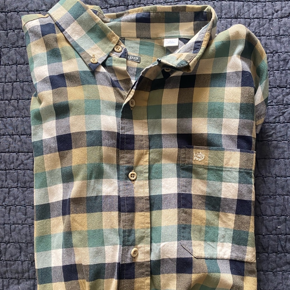 Southern Tide Flannel Large